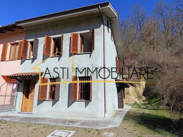 casa indipendente in vendita ad Asti