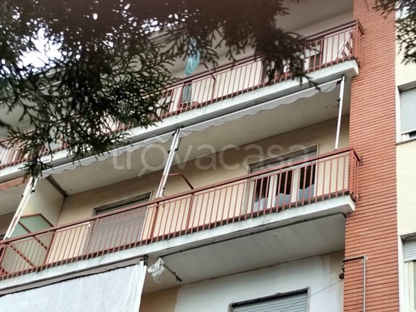 appartamento in vendita ad Asti in zona Pilone