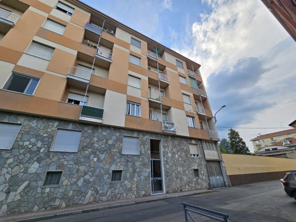 appartamento in vendita ad Asti in zona Centro Città