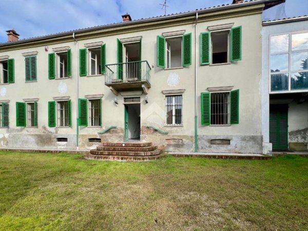 casa indipendente in vendita ad Asti