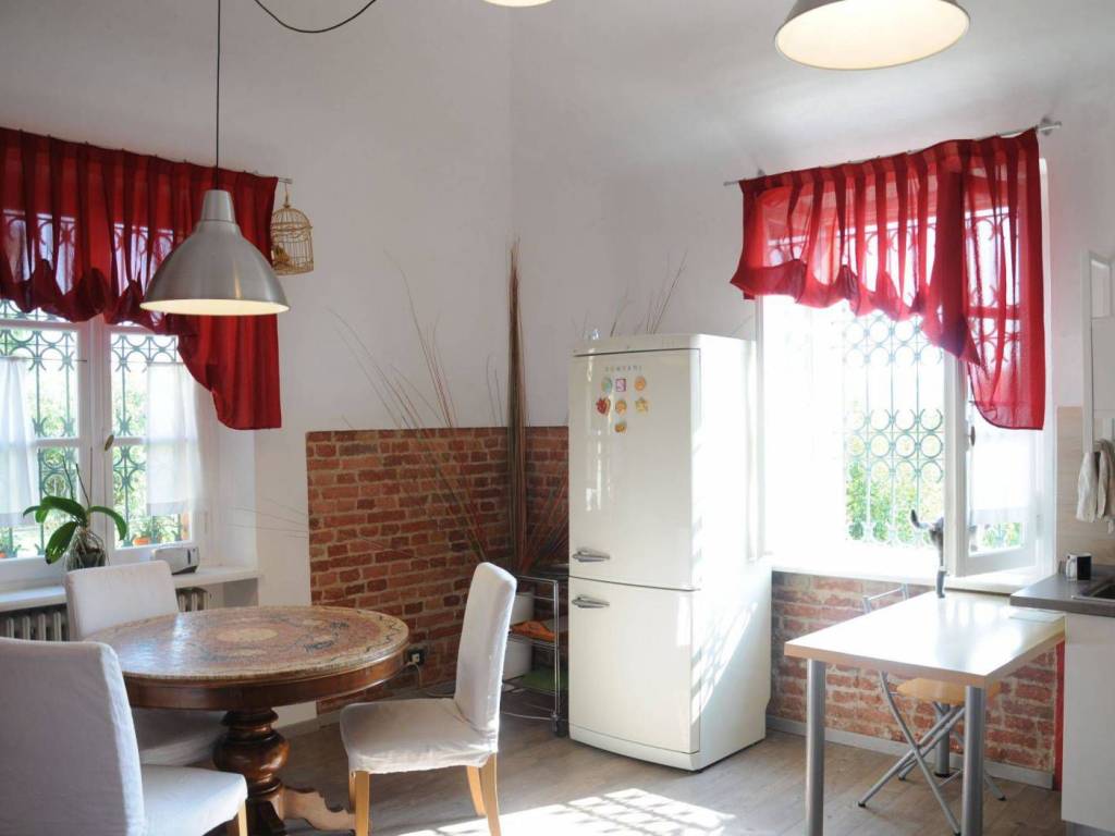 casa indipendente in vendita ad Asti in zona Valleandona