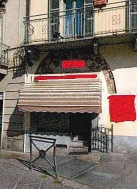 negozio in vendita ad Asti in zona Centro Città
