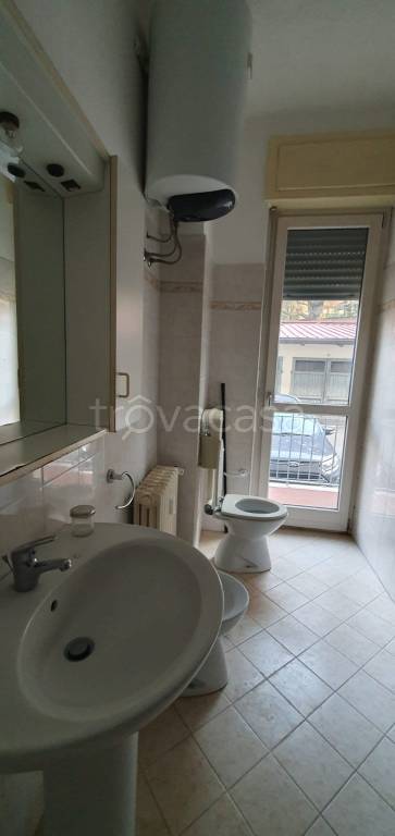 appartamento in vendita ad Asti in zona Corso Dante