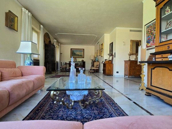 casa indipendente in vendita ad Asti