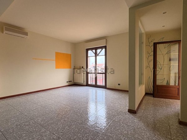 appartamento in vendita ad Asti in zona Quarto