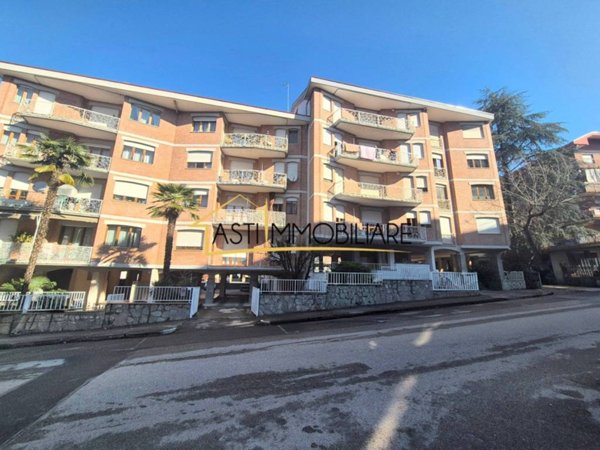 appartamento in vendita ad Asti