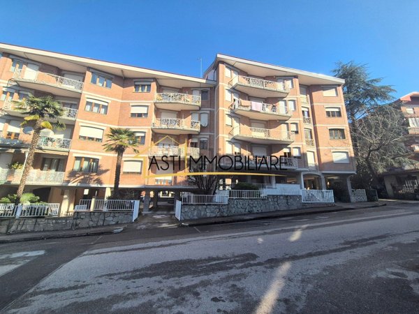 appartamento in vendita ad Asti