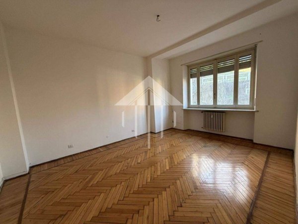 appartamento in vendita ad Asti in zona Corso Dante