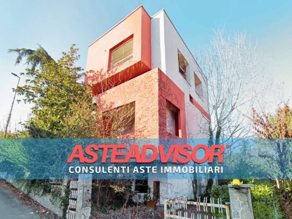 appartamento in vendita ad Asti in zona Questura