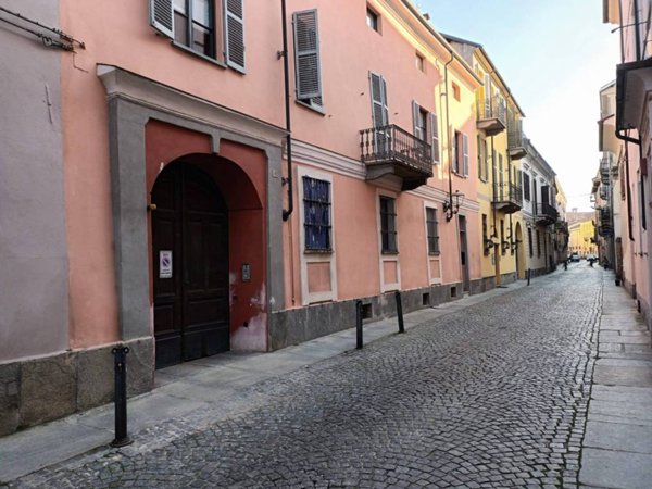 appartamento in vendita ad Asti in zona Centro Città