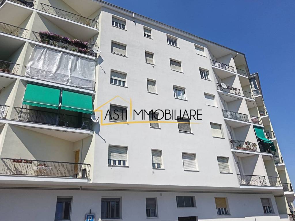 appartamento in vendita ad Asti