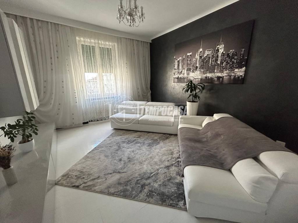 appartamento in vendita ad Asti in zona Centro Città