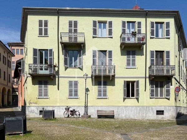 appartamento in vendita ad Asti in zona Centro Città