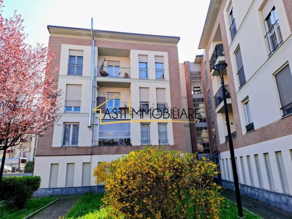 appartamento in vendita ad Asti in zona Centro Città