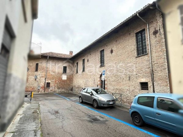 casa indipendente in vendita ad Asti
