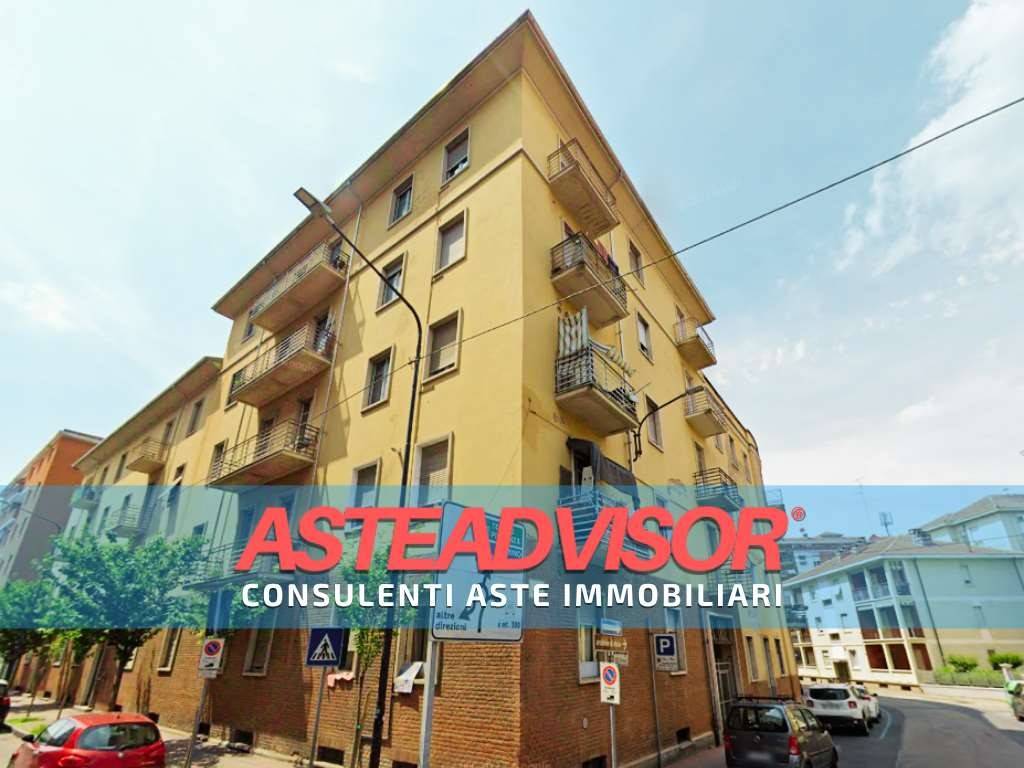 appartamento in vendita ad Asti in zona Olivero