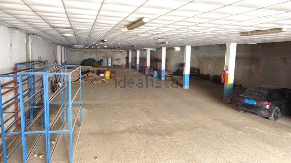 locale di sgombero in vendita ad Asti