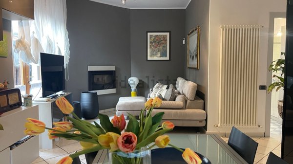 casa indipendente in vendita ad Asti