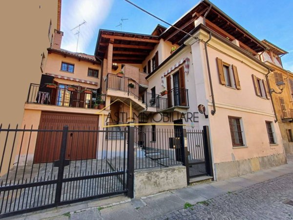 appartamento in vendita ad Asti in zona Centro Città