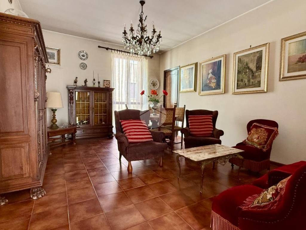 appartamento in vendita ad Asti