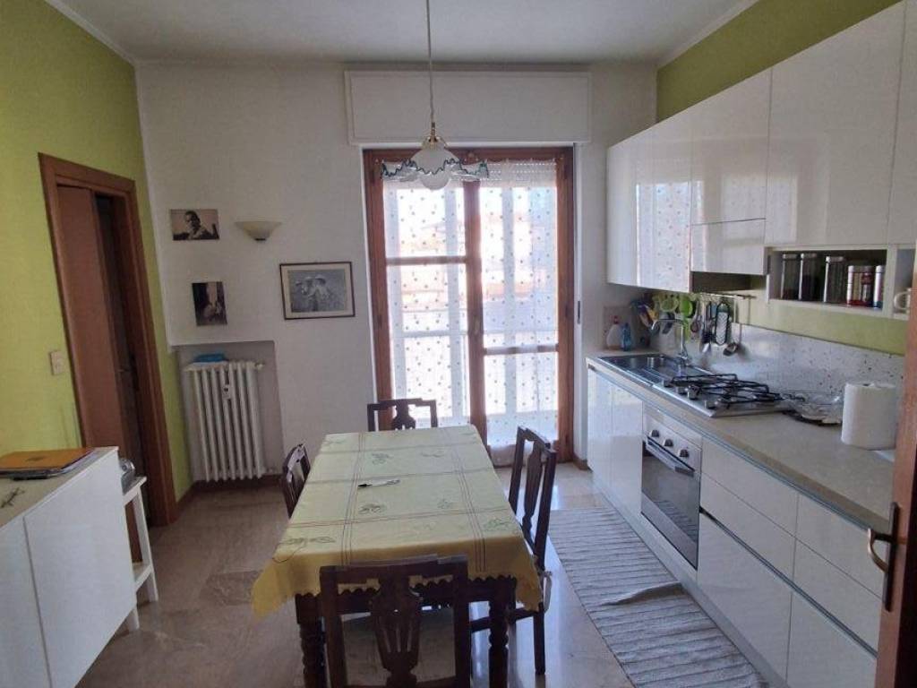 appartamento in vendita ad Asti in zona Palucco