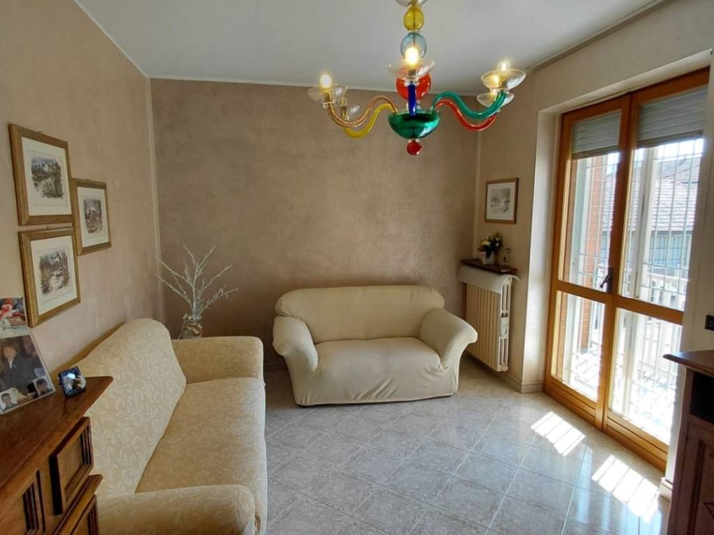 appartamento in vendita ad Asti in zona Trincere