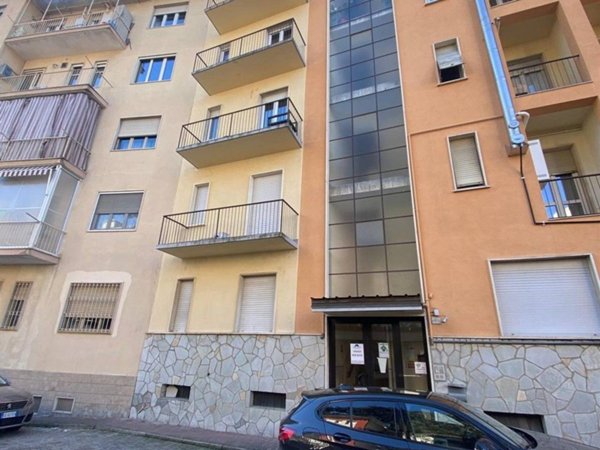appartamento in vendita ad Asti in zona Corso Dante