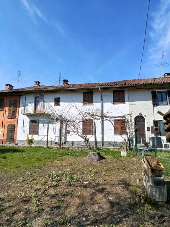 casale in vendita ad Asti in zona Casabianca