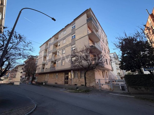 appartamento in vendita ad Asti in zona Corso Dante