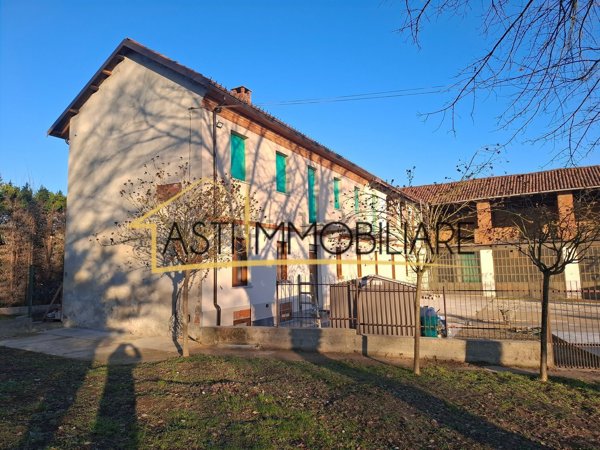 quadrivano in vendita ad Asti