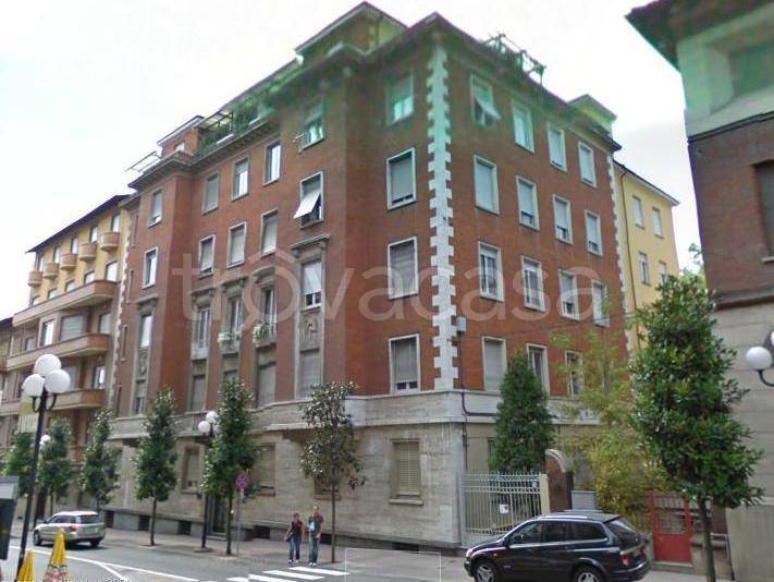 ufficio in vendita ad Asti in zona Centro Città