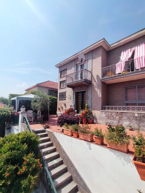 casa indipendente in vendita ad Asti
