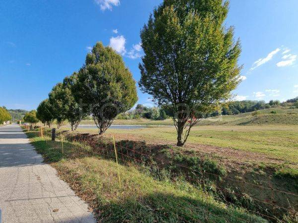 appartamento in vendita ad Asti in zona Mombarone