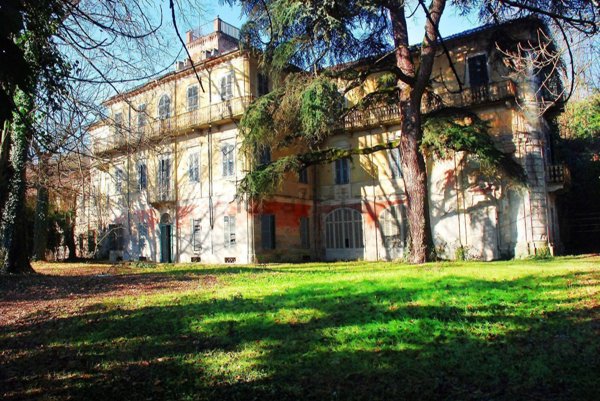 villa in vendita ad Asti