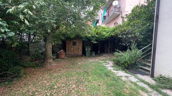 casa indipendente in vendita ad Asti