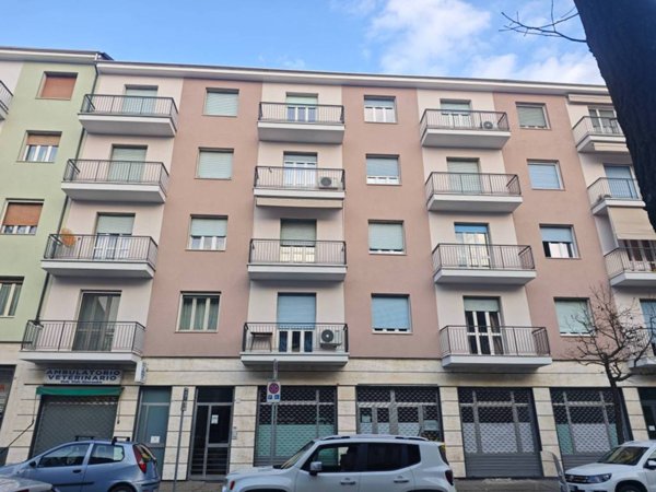 appartamento in vendita ad Asti in zona Trincere