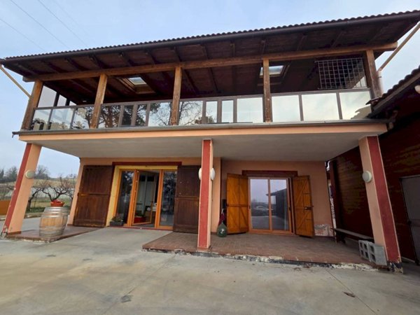 casa indipendente in vendita ad Asti