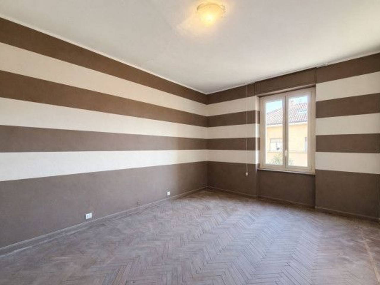 appartamento in vendita ad Asti in zona Corso Dante