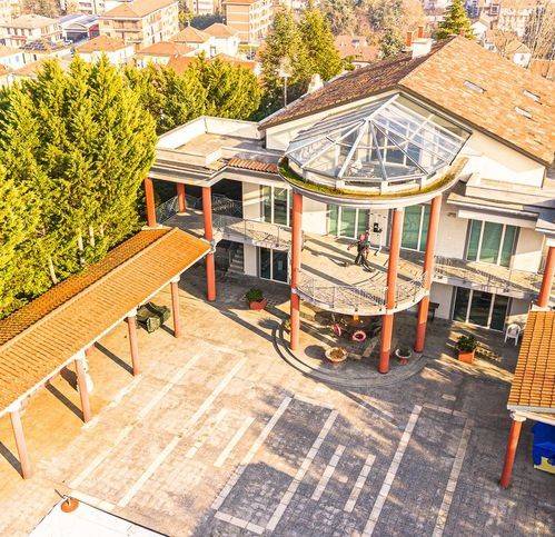 casa indipendente in vendita ad Asti in zona Quarto