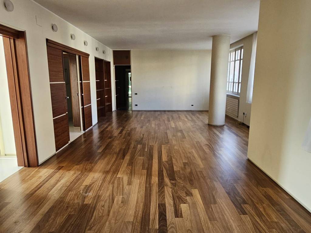 appartamento in vendita ad Asti