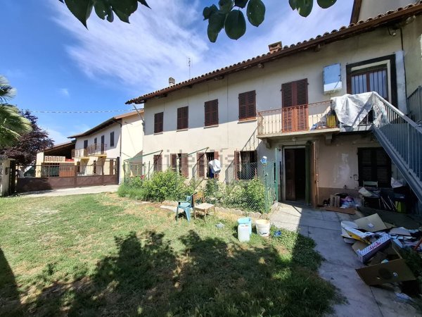 appartamento in vendita ad Asti in zona Vaglierano
