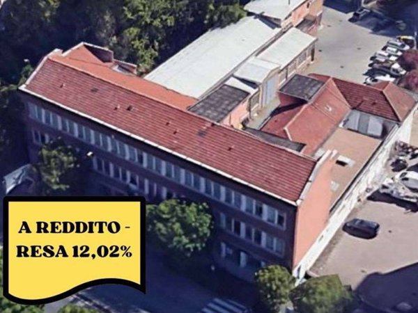 capannone in vendita ad Asti in zona Centro Città