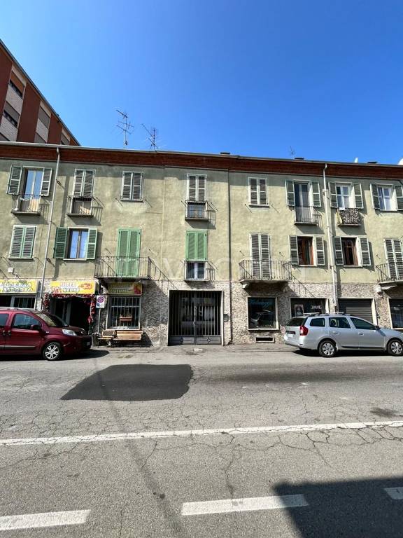 appartamento in vendita ad Asti in zona Pilone