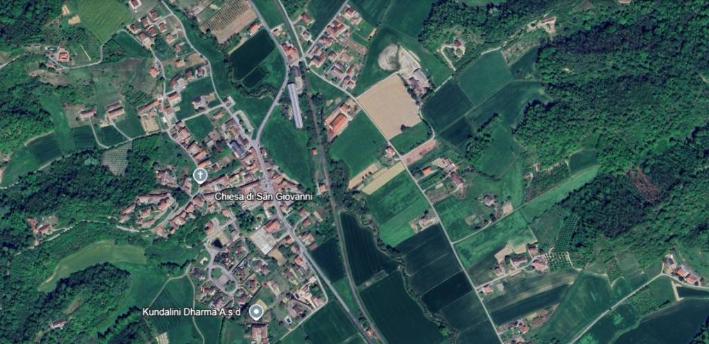 ufficio in vendita ad Asti in zona Serravalle