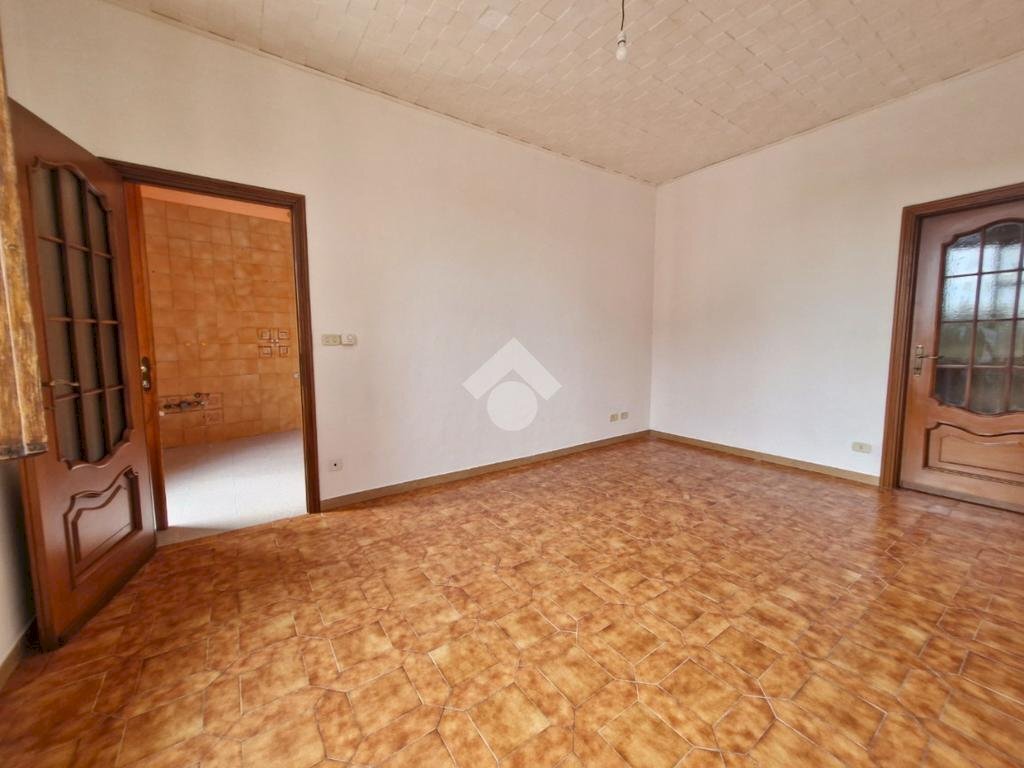 appartamento in vendita ad Asti in zona Palucco