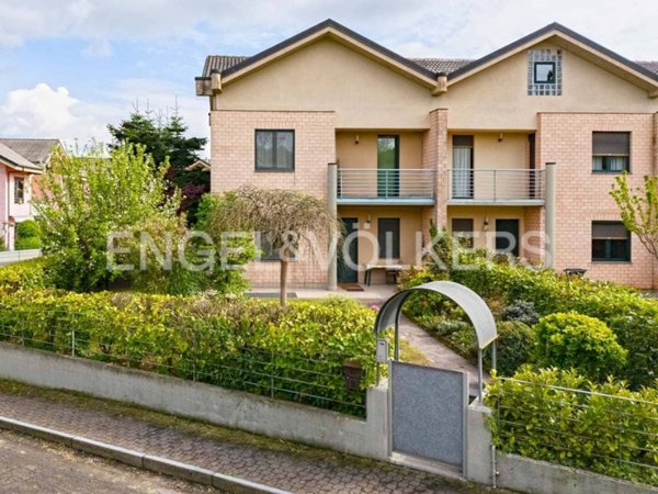 casa indipendente in vendita ad Asti
