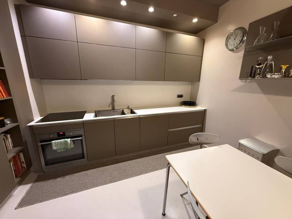 casa indipendente in vendita ad Asti in zona Centro Città