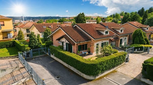 casa indipendente in vendita ad Asti