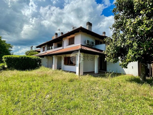 appartamento in vendita ad Asti in zona Castiglione