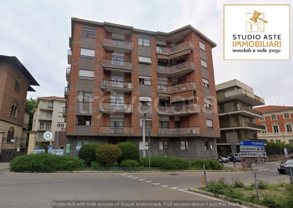 appartamento in vendita ad Asti in zona Corso Dante